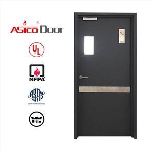 کمرشل ہوٹل کا دروازہ